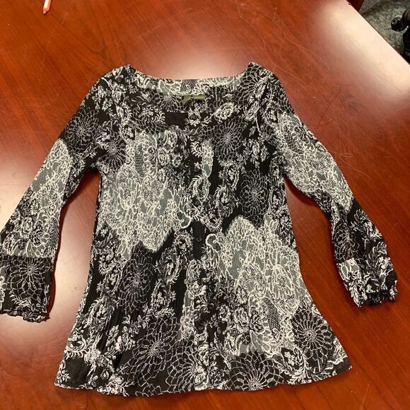 Serenade Black Stretch Print Blouse 1X NWOT - Picture 1 of 4